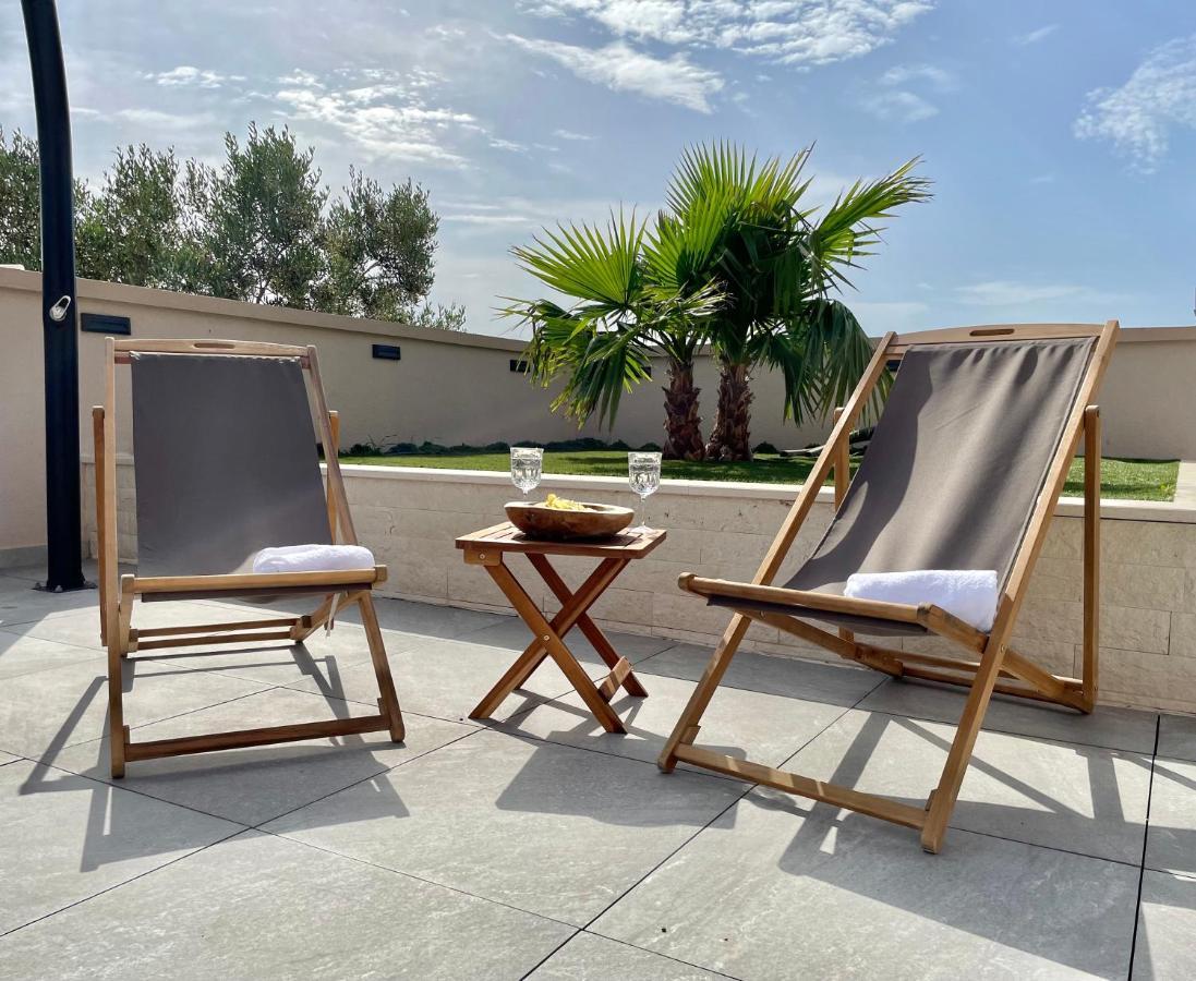 Garden Villa Свети свети Филип и Яков Екстериор снимка